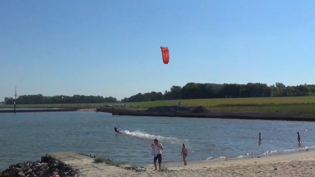 Kitesurfen in Cuxhaven an der Kugelbake