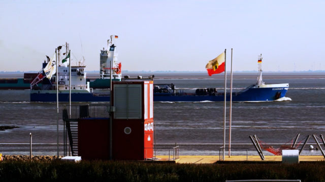 Weltschifffahrtsweg Cuxhaven | Cuxhaven Schiffe gucken
