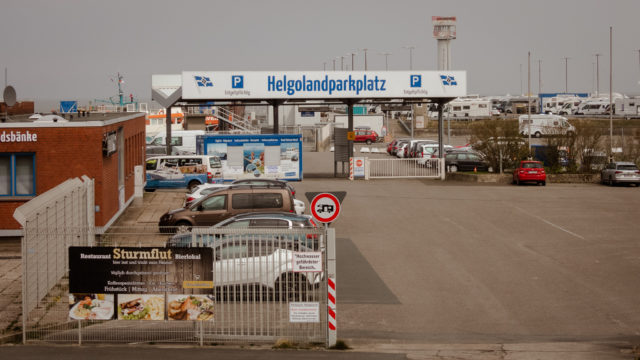 Helgolandparkplatz | Helgoland mit Auto - Mit dem Auto nach Helgoland?